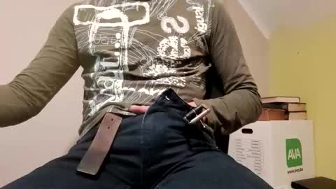 Snapshot of 22_acacia_avenue chatting on January 6, 2026, 6:44 pm 22_acacia_avenue online show from January 6, 2026, 6:44 pm