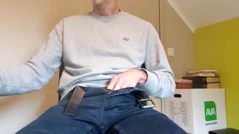 Snapshot of 22_acacia_avenue chatting on February 28, 2026, 11:55 am 22_acacia_avenue online show from February 28, 2026, 11:55 am