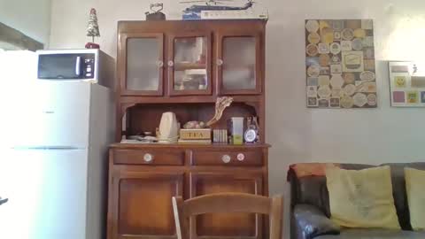 22esserre online show from December 23, 2024, 1:13 pm