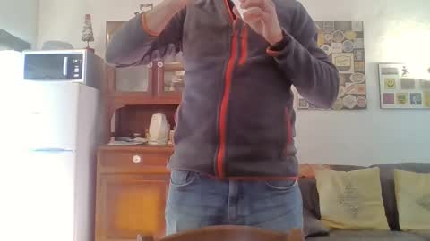 22esserre online show from January 13, 2025, 12:13 pm