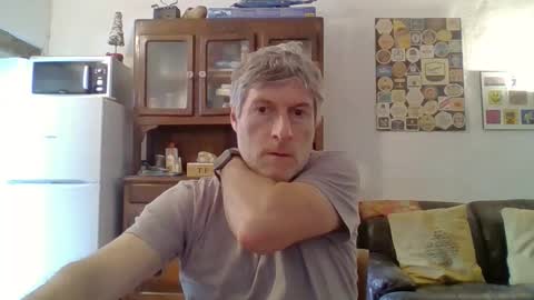 22esserre online show from April 21, 2026, 12:22 pm