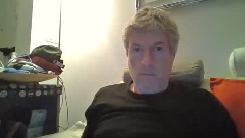 22esserre online show from April 25, 2026, 9:34 pm