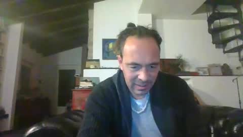 27lv27 online show from March 10, 2025, 11:38 pm