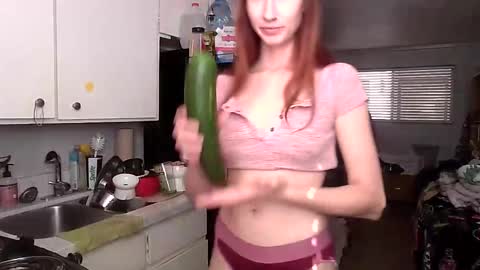 Snapshot of 2gorls1link chatting on January 2, 2025, 7:07 pm 2girls1link online show from January 2, 2025, 7:07 pm