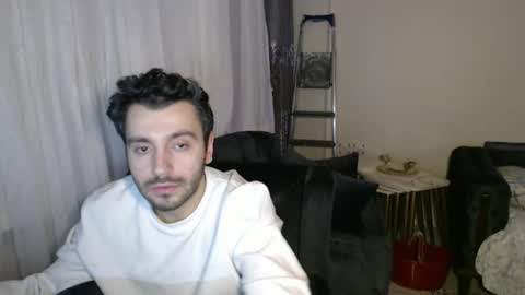 Berk online show from April 15, 2026, 10:21 pm