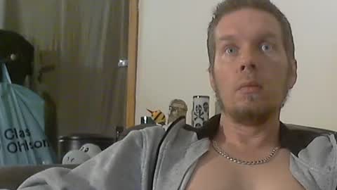 Snapshot of 2small4you83 chatting on December 19, 2024, 4:02 am 2small4you83 online show from December 19, 2024, 4:02 am