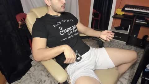 Alex THE BIG SNAKE DUDE online show from November 3, 2025, 10:32 pm