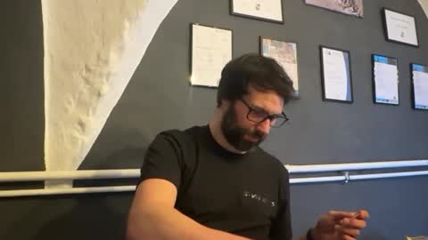 Snapshot of 3hle chatting on February 16, 2025, 11:05 pm Dani online show from February 16, 2025, 11:05 pm