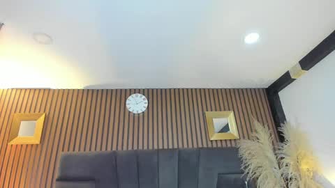 3X NAXAA online show from April 20, 2026, 1:25 pm