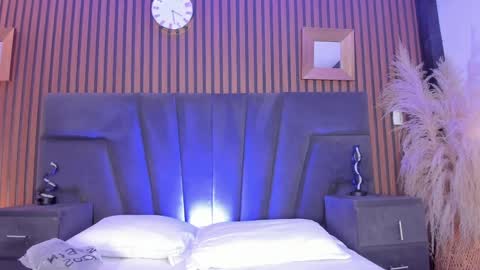 3X NAXAA online show from April 24, 2026, 2:52 pm