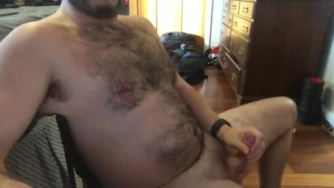 Snapshot of 410boys chatting on December 17, 2024, 8:21 pm Taylor online show from December 17, 2024, 8:21 pm