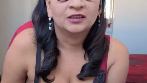 Snapshot of 4127706 chatting on July 10, 2026, 5:37 pm Sexy-Gujju online show from July 10, 2026, 5:37 pm