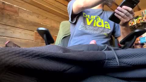 Snapshot of 420alwayshard chatting on November 15, 2025, 7:32 pm 420alwayshard online show from November 15, 2025, 7:32 pm