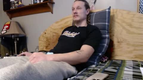 Snapshot of 420st chatting on December 26, 2024, 6:54 pm font size 3 FUN WITH DICK AND MARY JANEfont online show from December 26, 2024, 6:54 pm