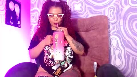 Violeta online show from March 7, 2026, 1:46 am