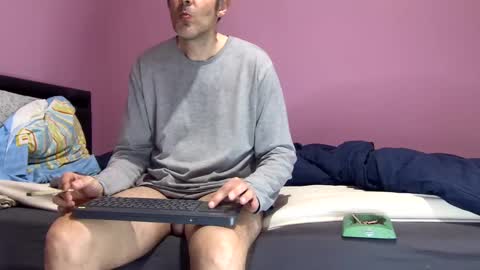 Larese Carlo online show from February 5, 2025, 7:10 pm