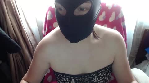 Snapshot of 666maskgirl chatting on October 15, 2025, 5:24 pm SHANNON online show from October 15, 2025, 5:24 pm