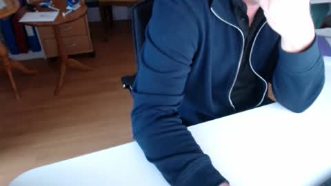 69pifpaf online show from November 17, 2025, 1:39 pm