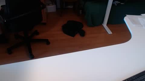 Snapshot of 69pifpaf chatting on February 26, 2026, 2:27 pm 69pifpaf online show from February 26, 2026, 2:27 pm