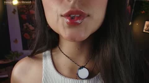 B R I E L A  online show from April 2, 2026, 5:16 am