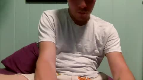 6inch Twnk online show from September 18, 2025, 5:31 am