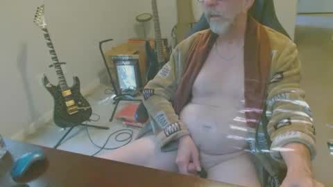 6stringer62 online show from April 5, 2026, 8:39 pm