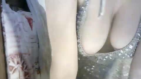 Snapshot of 77lilu chatting on September 16, 2025, 9:38 pm Lilu online show from September 16, 2025, 9:38 pm