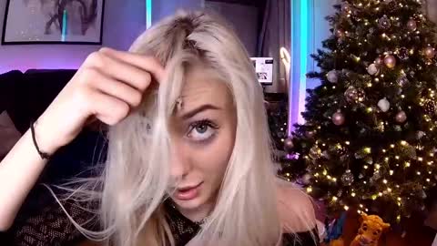 Loren Wood online show from January 10, 2025, 5:56 pm