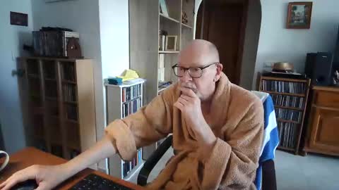  Papi  online show from March 23, 2026, 10:08 am