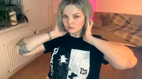 Ivy online show from February 1, 2025, 1:55 am