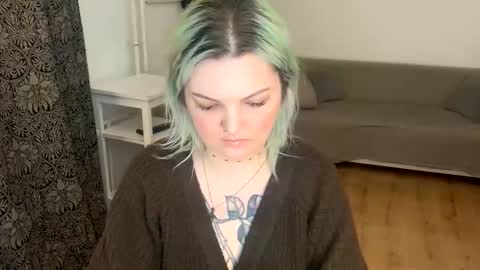 Ivy online show from February 26, 2025, 2:59 am