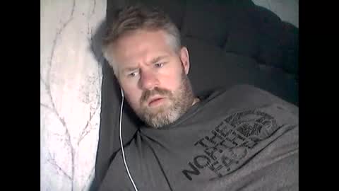 81jonnyx online show from December 6, 2024, 10:27 am
