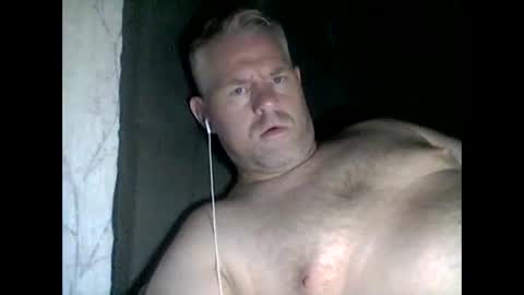 81jonnyx online show from October 3, 2025, 9:34 pm