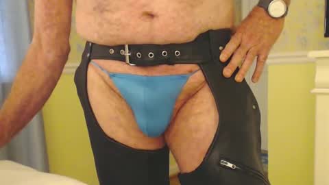 Snapshot of 8385 chatting on December 22, 2024, 7:21 pm 8385 online show from December 22, 2024, 7:21 pm