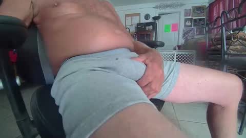 86406stud online show from April 15, 2026, 11:05 pm