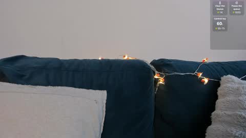 88pleasure88 online show from April 15, 2026, 5:25 am