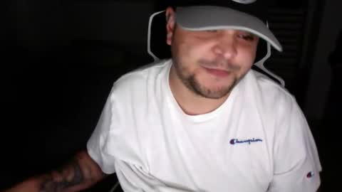 8cha online show from February 16, 2025, 4:31 am