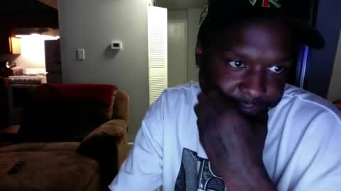 NoFaceNoCase online show from April 21, 2026, 1:39 pm