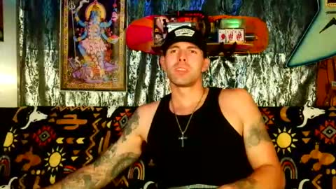 Snapshot of 8inspyder chatting on November 21, 2025, 10:03 am EvelDicknievel1 online show from November 21, 2025, 10:03 am