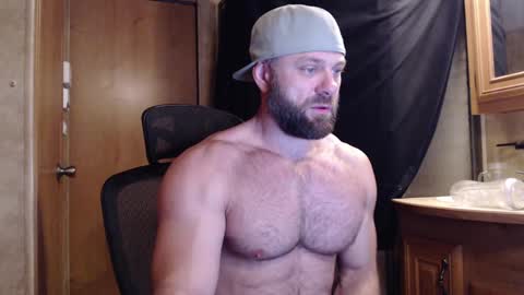 9 fat inches online show from February 1, 2025, 3:52 am