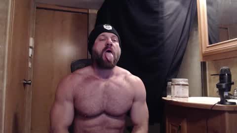 9 fat inches online show from March 10, 2025, 3:12 am