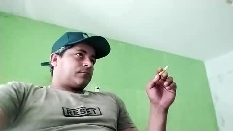 9vinhocamshow online show from November 1, 2025, 10:17 am