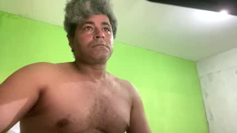 9vinhocamshow online show from December 1, 2025, 11:21 pm