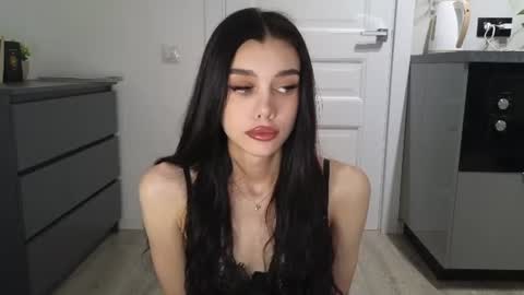 Snapshot of 9west chatting on July 16, 2026, 9:48 am KARINA online show from July 16, 2026, 9:48 am
