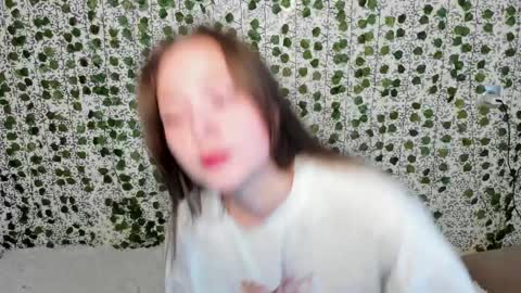 EMILY AND  MARCUS online show from February 11, 2025, 6:19 am