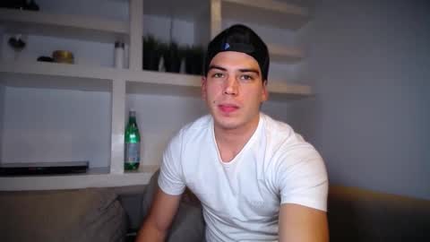 _aesthetic online show from February 4, 2026, 6:14 pm