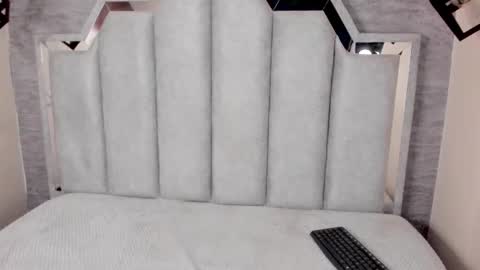 Snapshot of _alaia_collway_ chatting on February 27, 2025, 2:54 pm Alaia online show from February 27, 2025, 2:54 pm