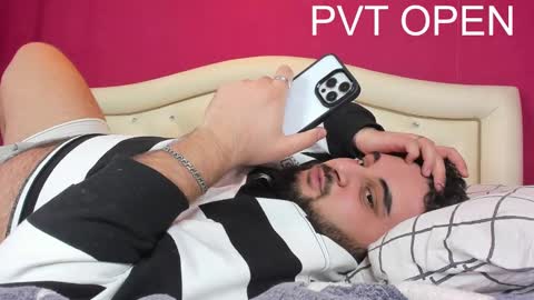 Snapshot of _alan_bear_ chatting on March 11, 2025, 5:16 am Alan online show from March 11, 2025, 5:16 am