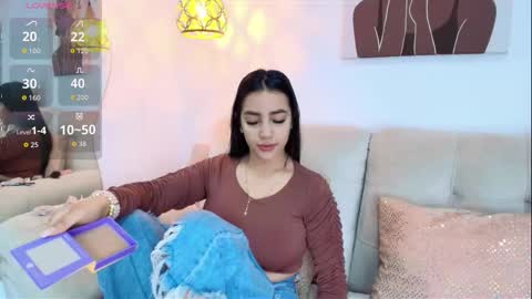 Snapshot of _alanajones_ chatting on October 6, 2025, 2:58 pm ALANA  online show from October 6, 2025, 2:58 pm