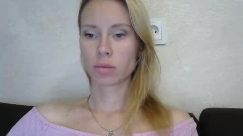 _alex1819 online show from October 14, 2025, 7:09 am